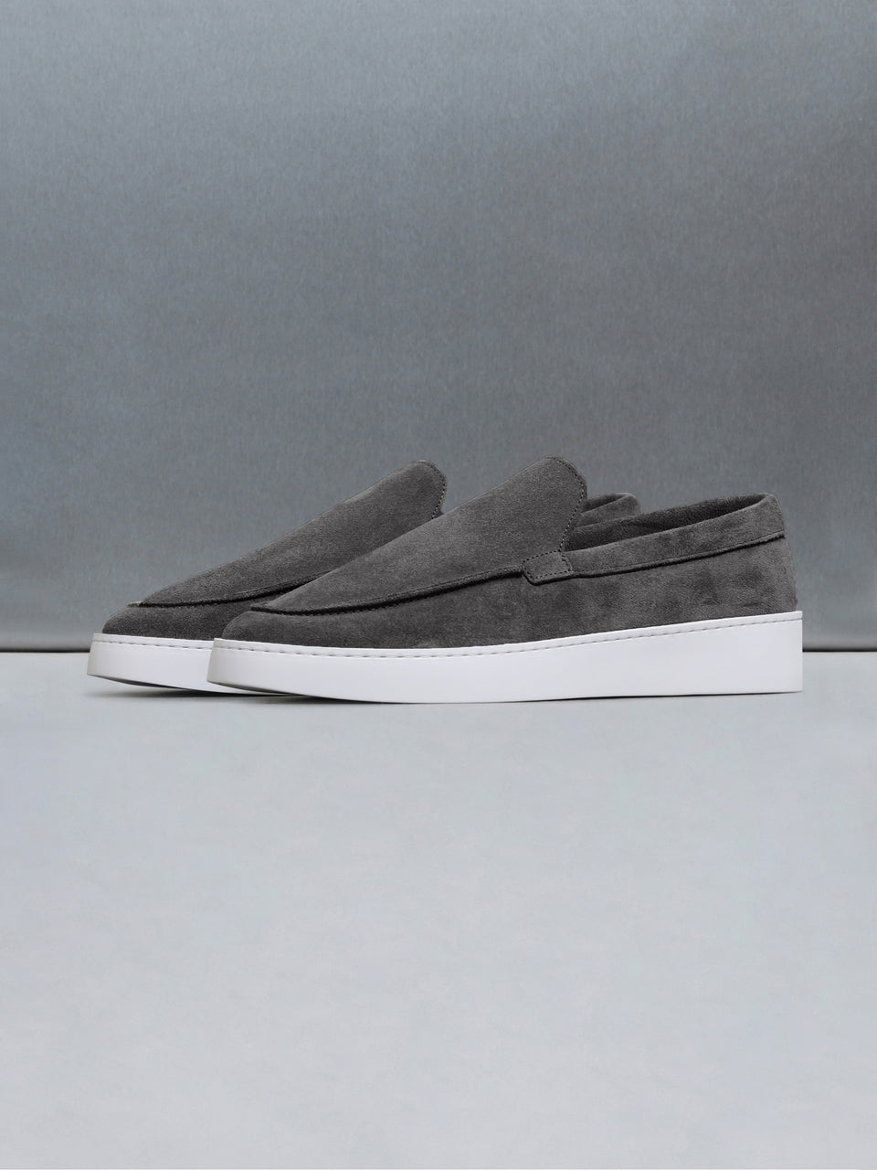 Loafer in Charcoal
