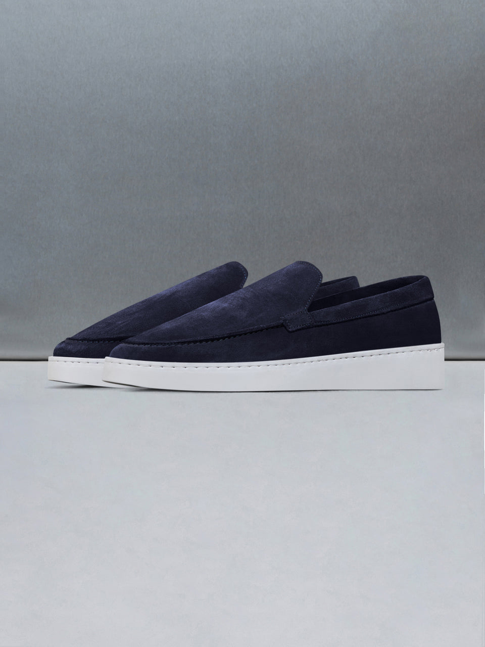 Loafer in Navy