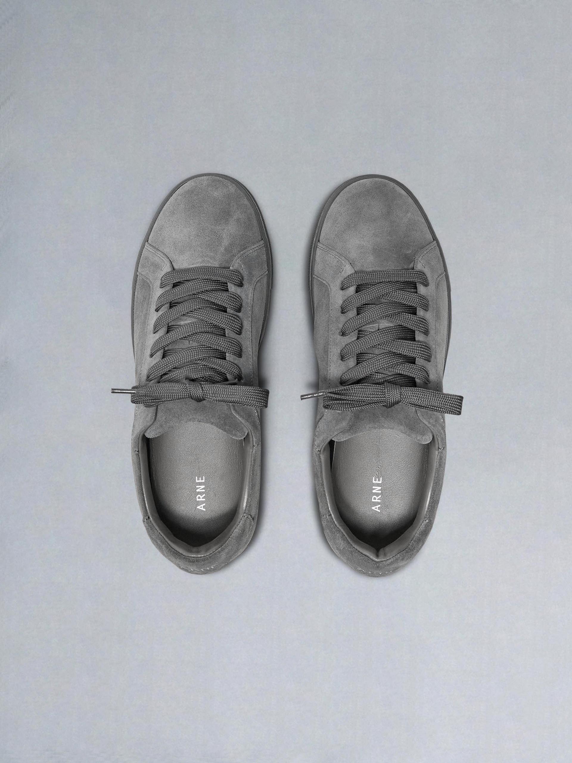 Low Essential Suede Trainer in Triple Charcoal