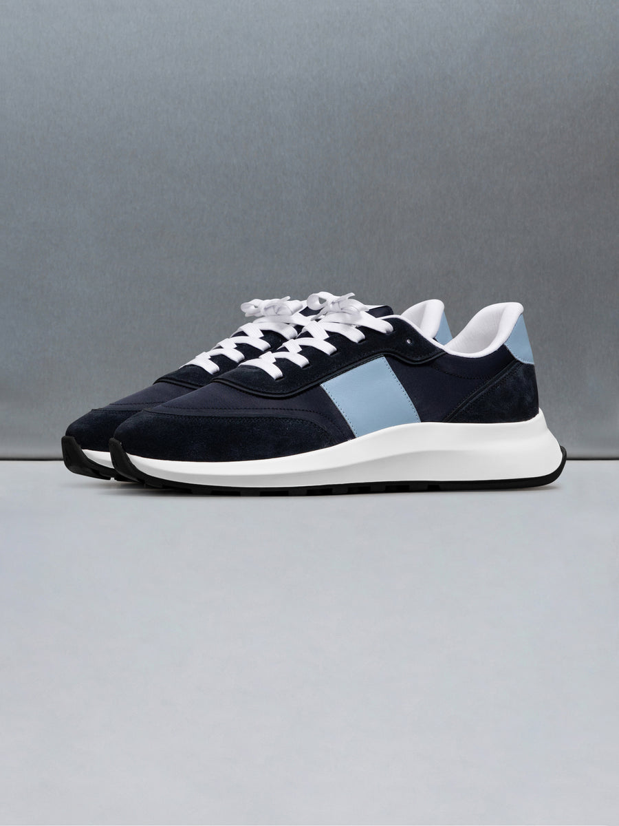 Low Runner 2.0 in Navy Light Blue