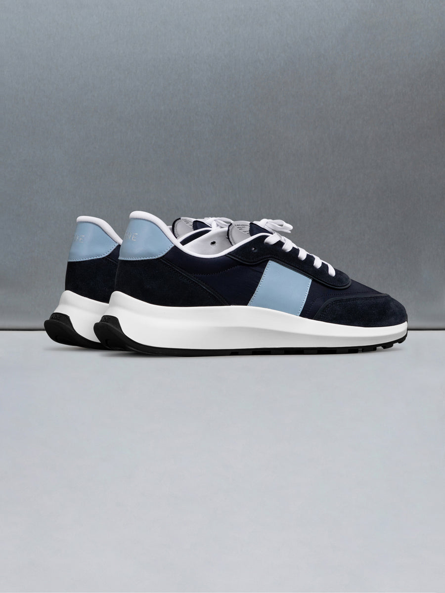 Low Runner 2.0 in Navy Light Blue