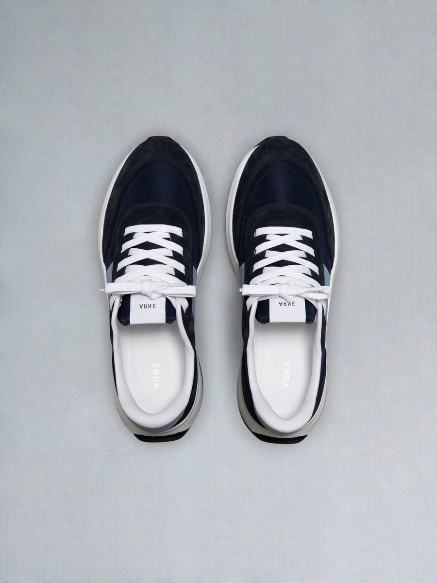 Low Runner 2.0 in Navy Light Blue