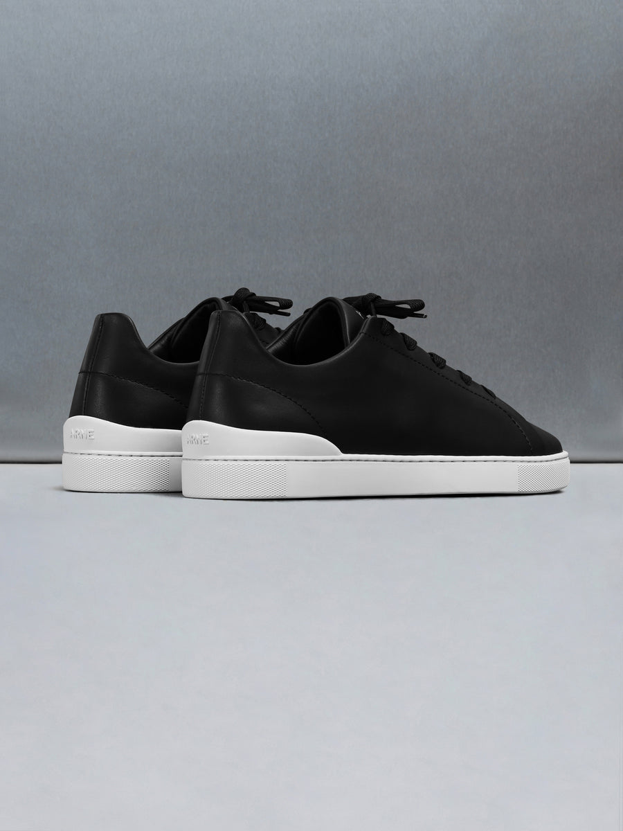 Low Trainer Leather in Black