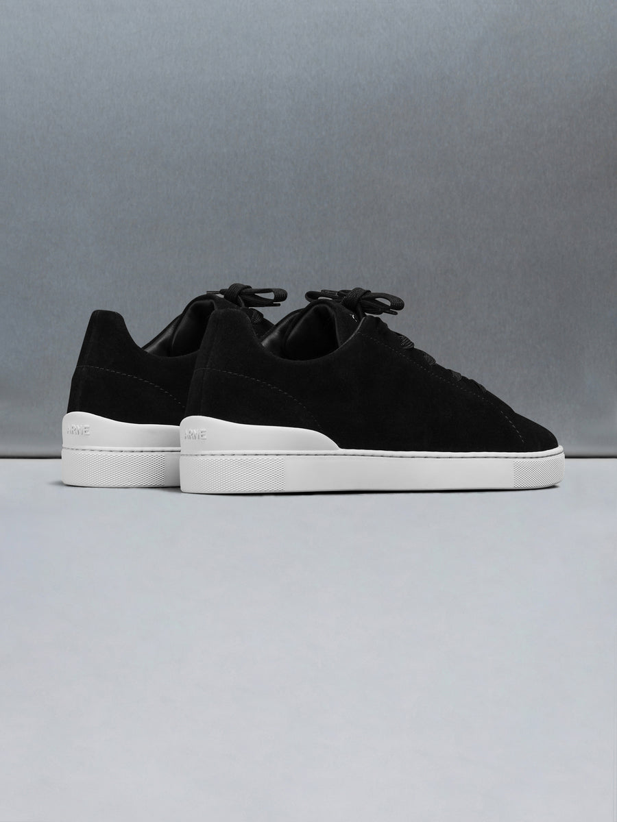 Low Trainer Suede in Black