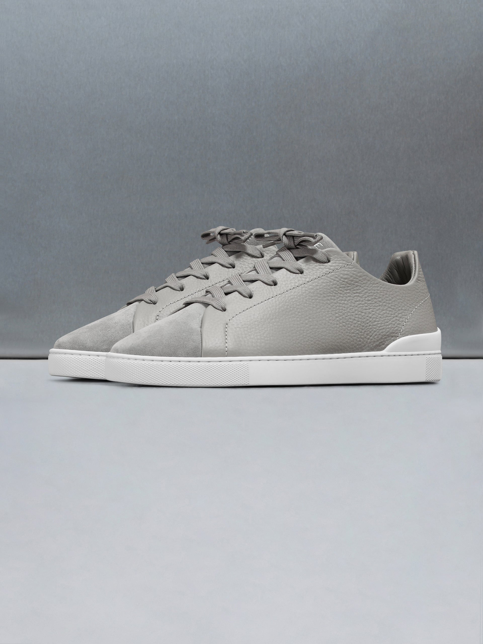 Low Trainer Tumbled Leather in Stone