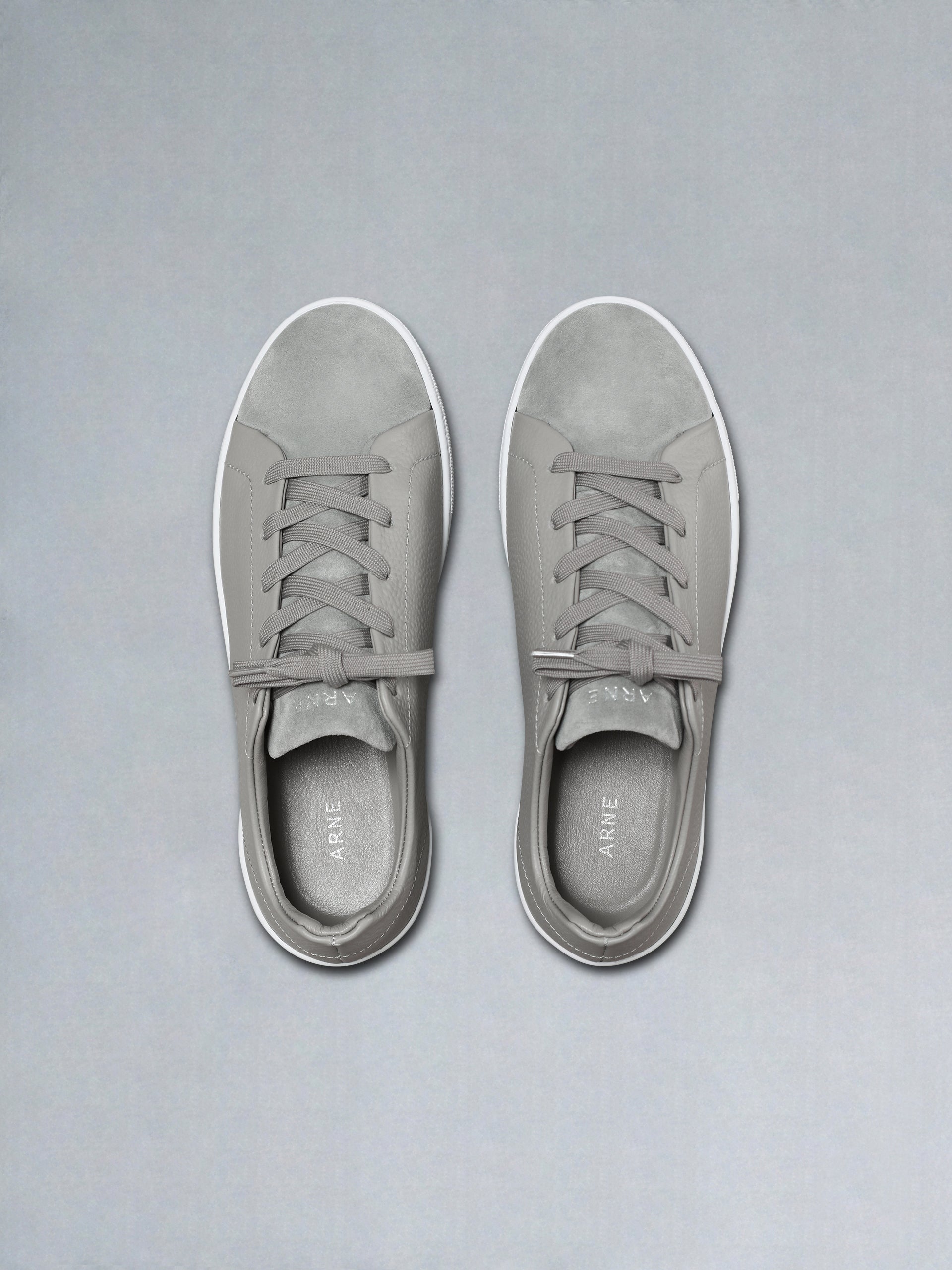 Low Trainer Tumbled Leather in Stone