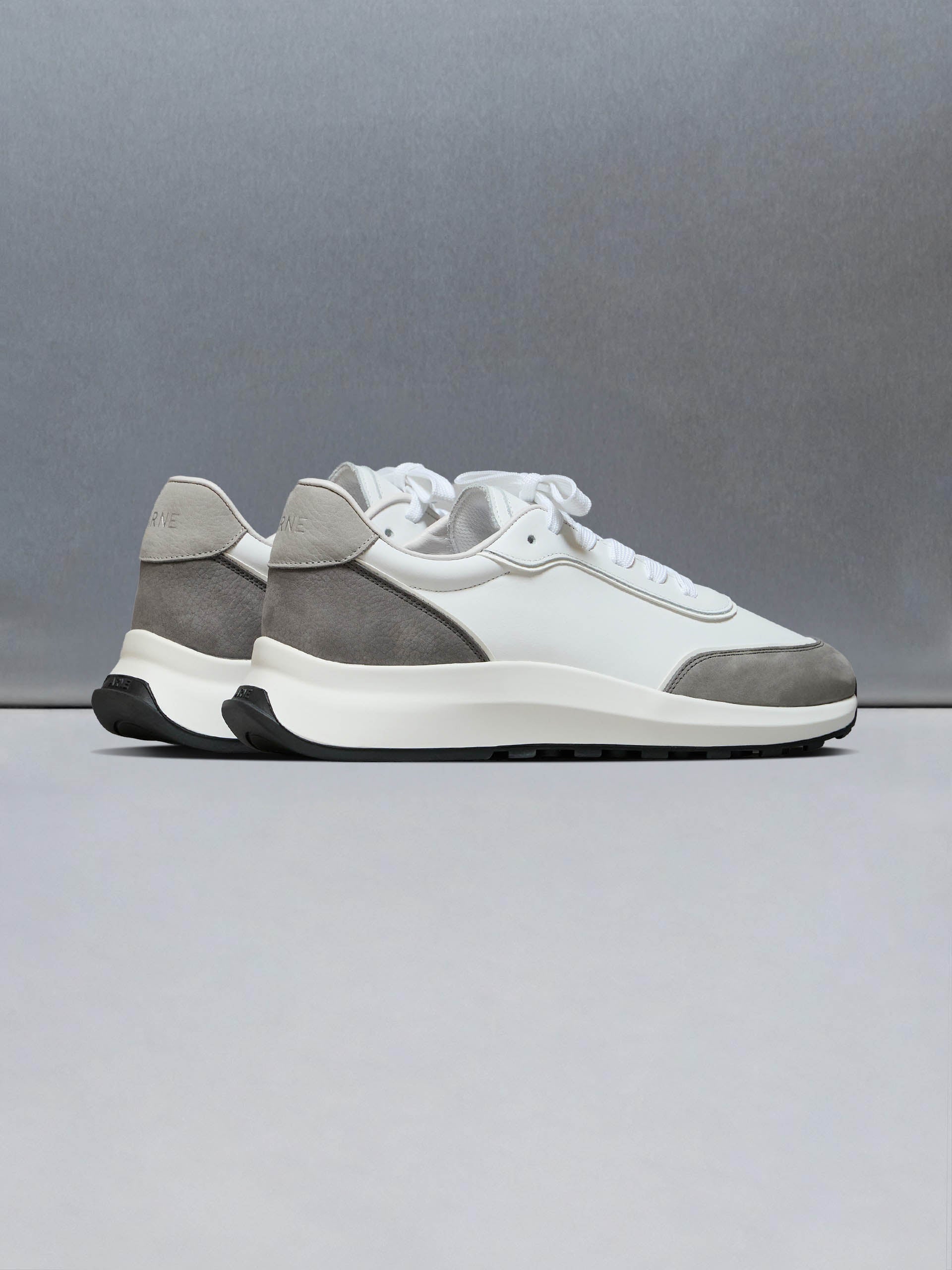 Low Runner in White Slate Grey