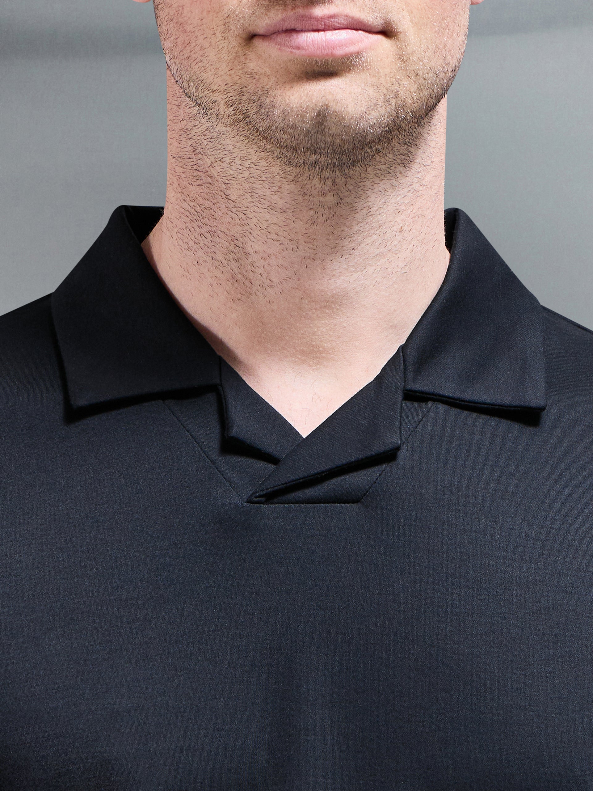 Mercerised Interlock Revere Collar Polo Shirt in Black