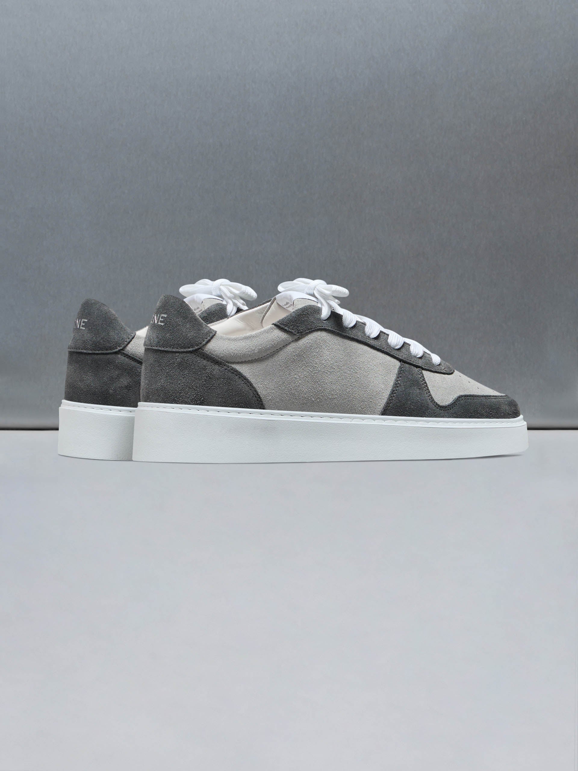 Mid Court Trainer in Grey Suede