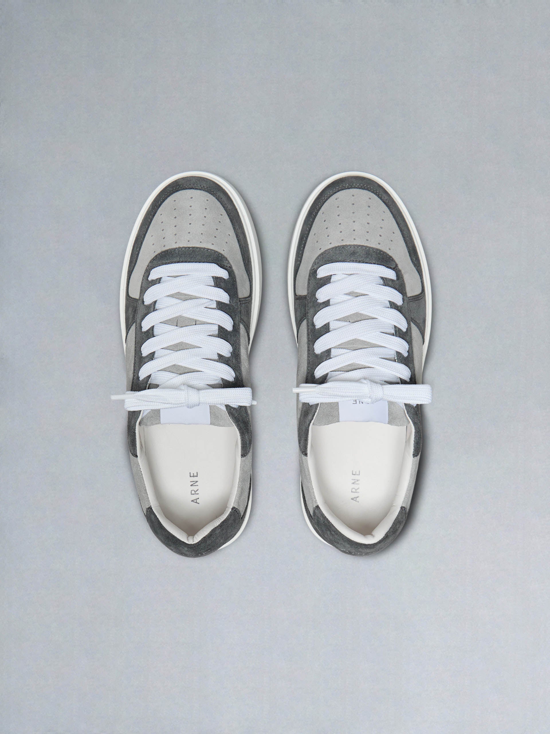 Mid Court Trainer in Grey Suede