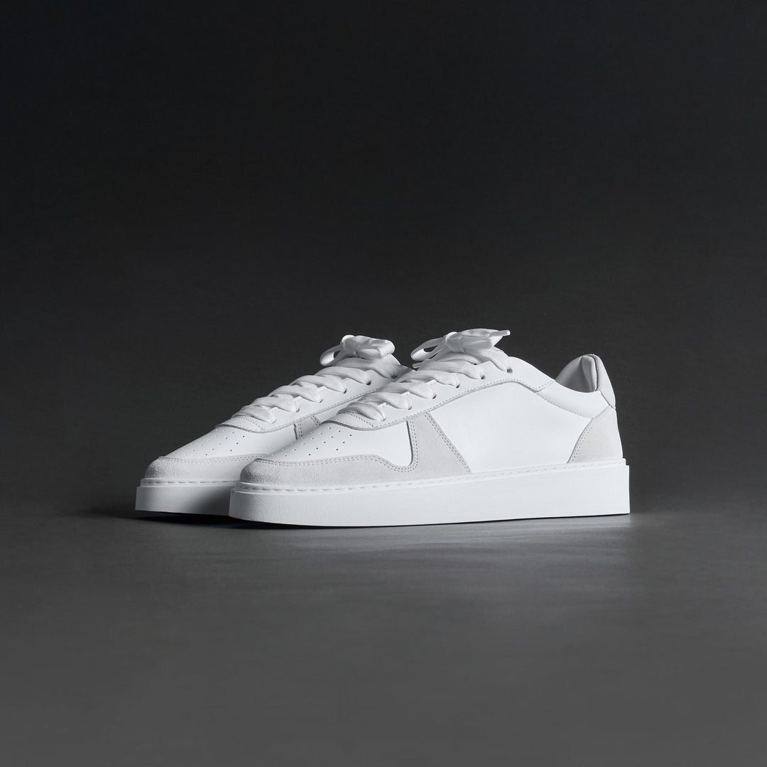 Mid Court Trainer in White Grey