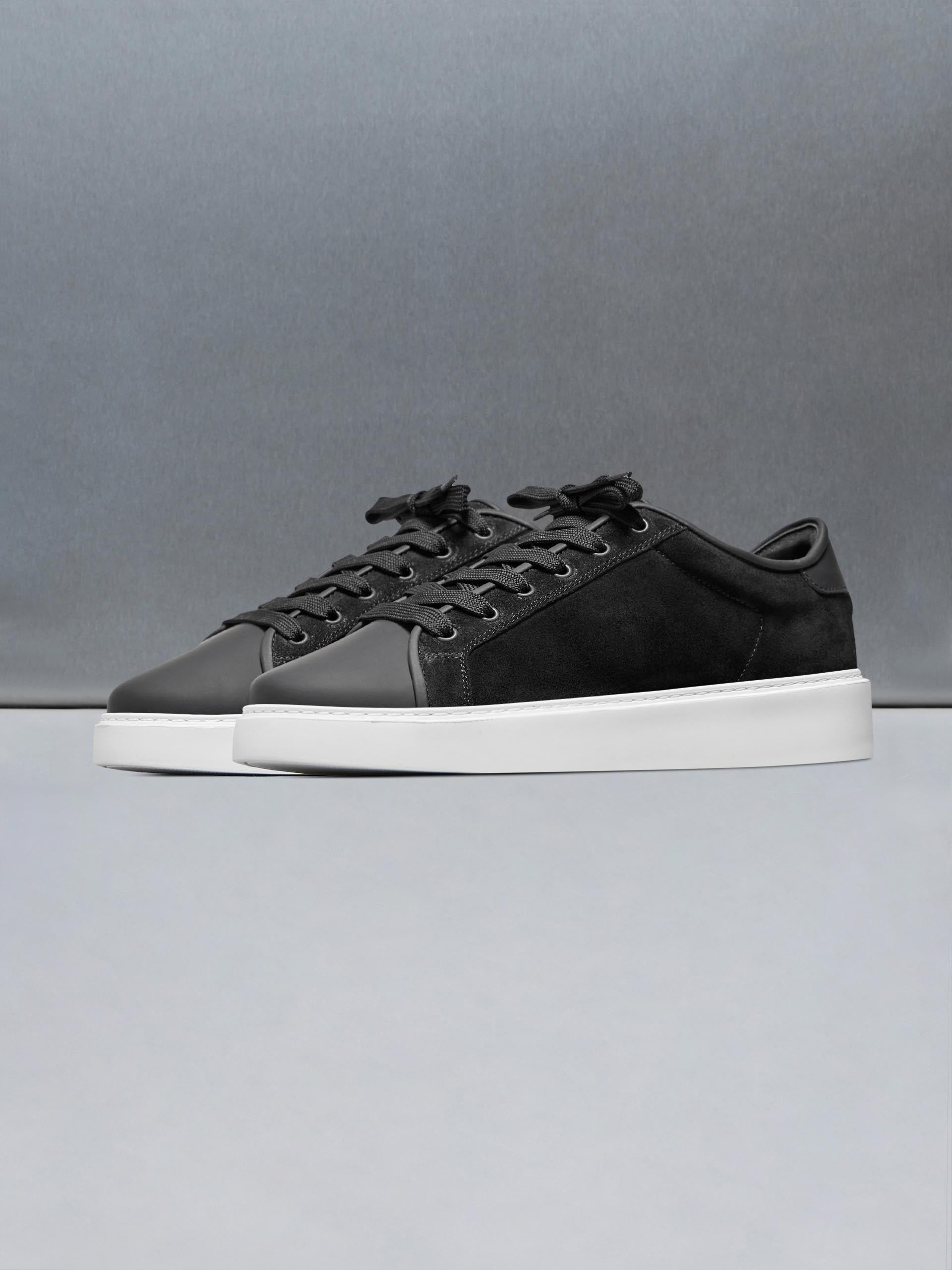Mid Leather Toe Cap Trainer in Black