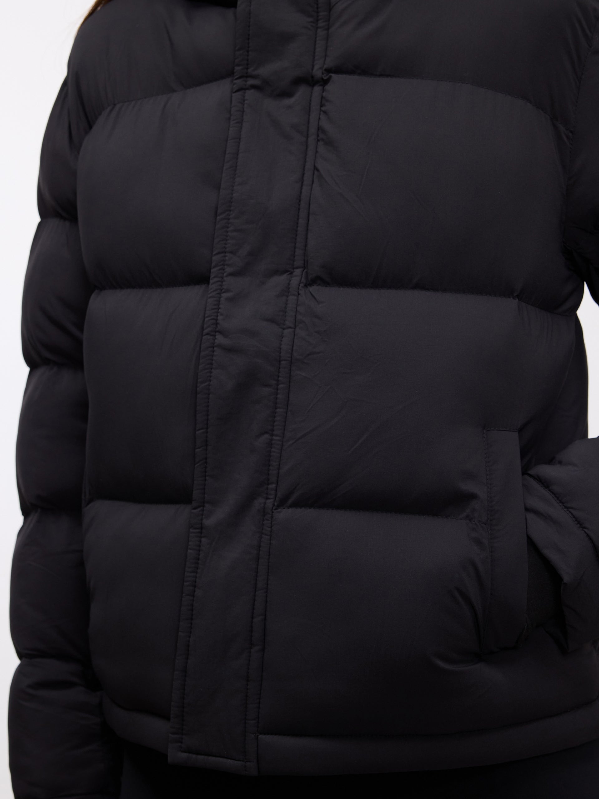 Womens Short Length Puffer Jacket in Black