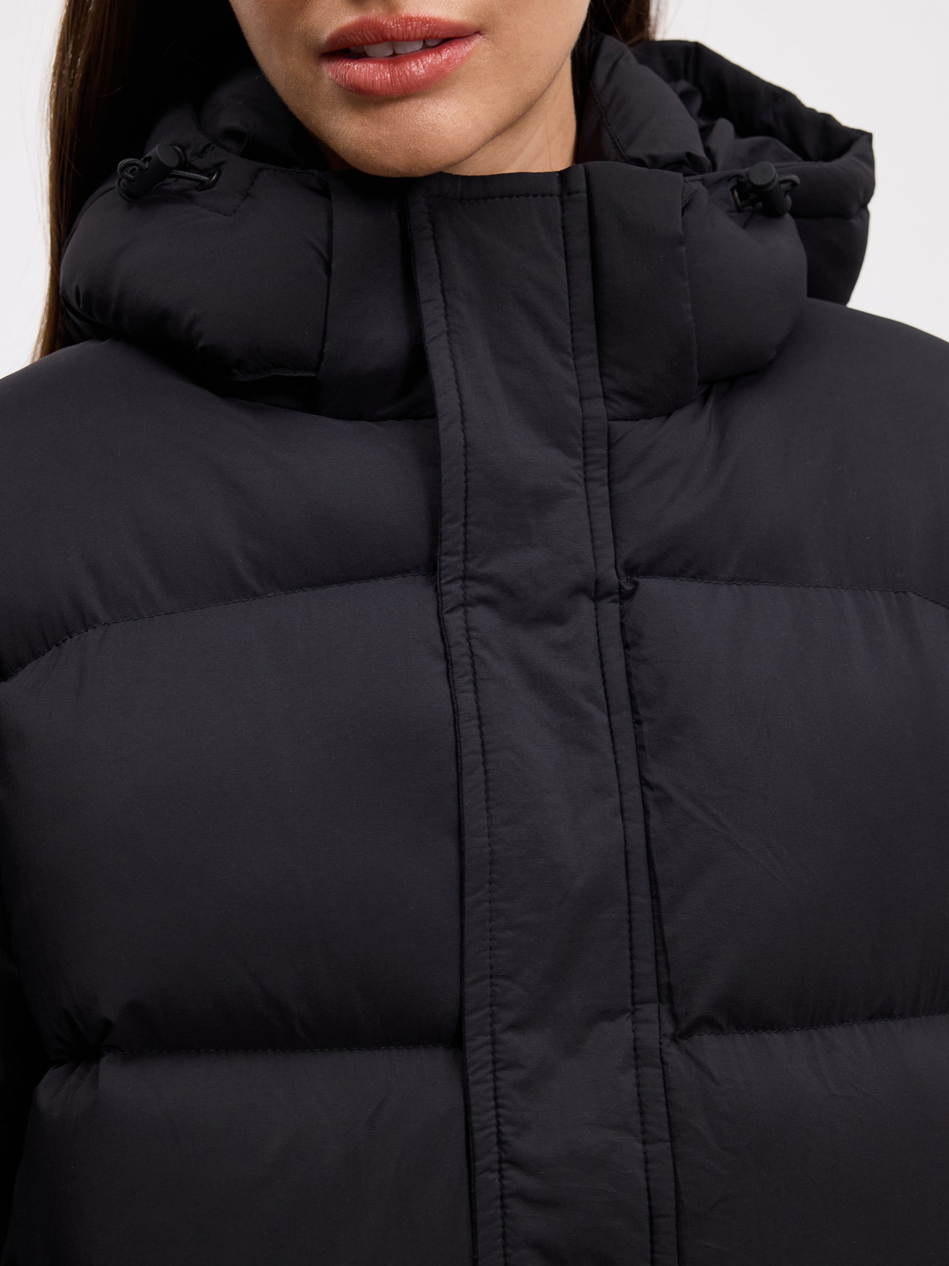 Womens Short Length Puffer Jacket in Black