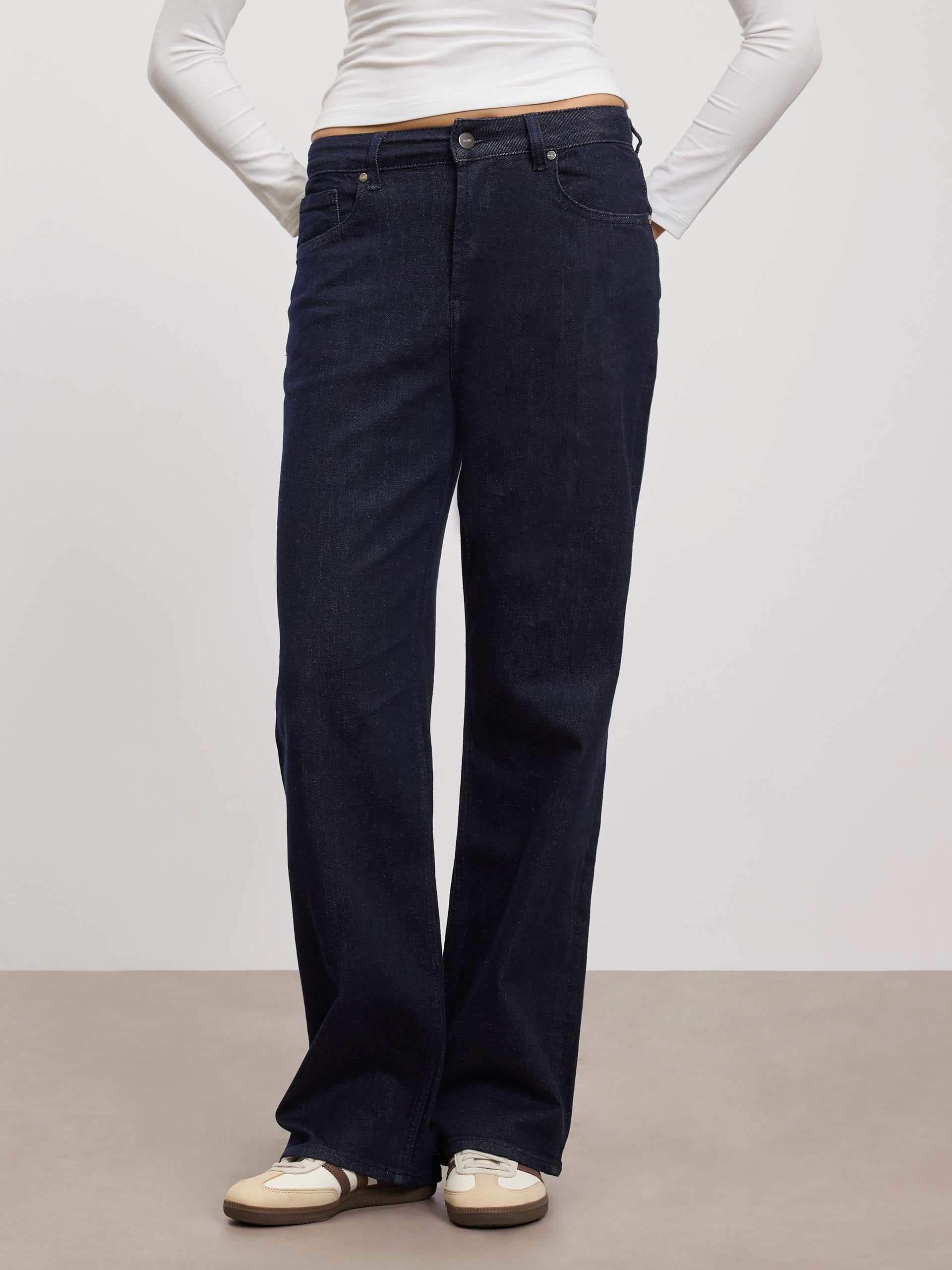 Womens Mid Rise Straight Denim Jeans in Solid Dark Blue