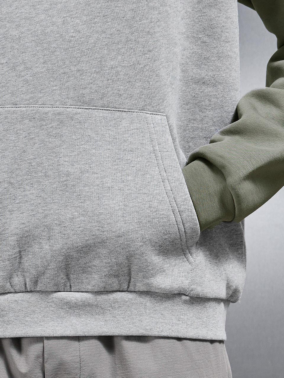 Neoprene Raglan Colour Block Hoodie in Olive Marl Grey
