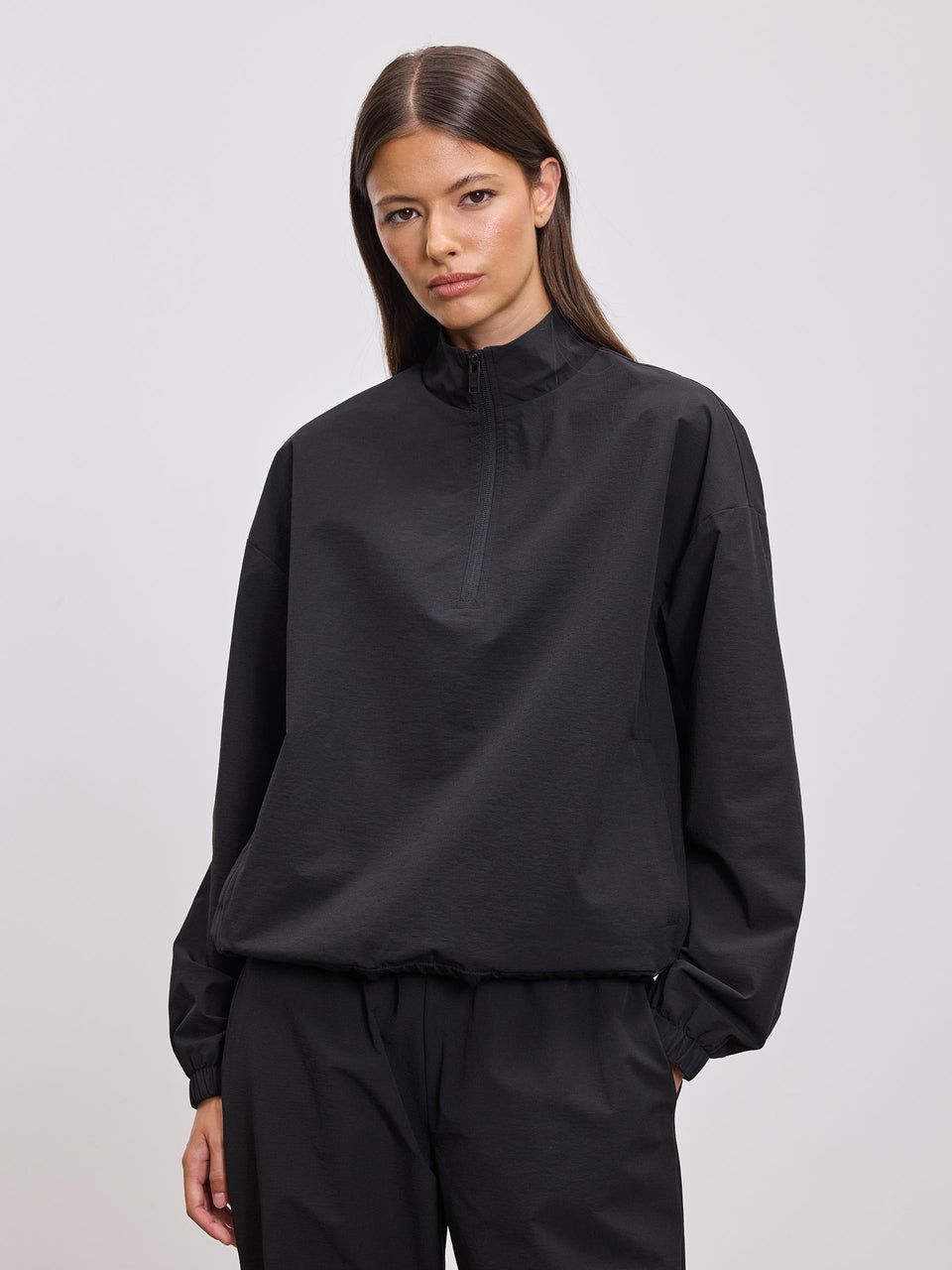 Womens Nylon 1/4 Zip in Black