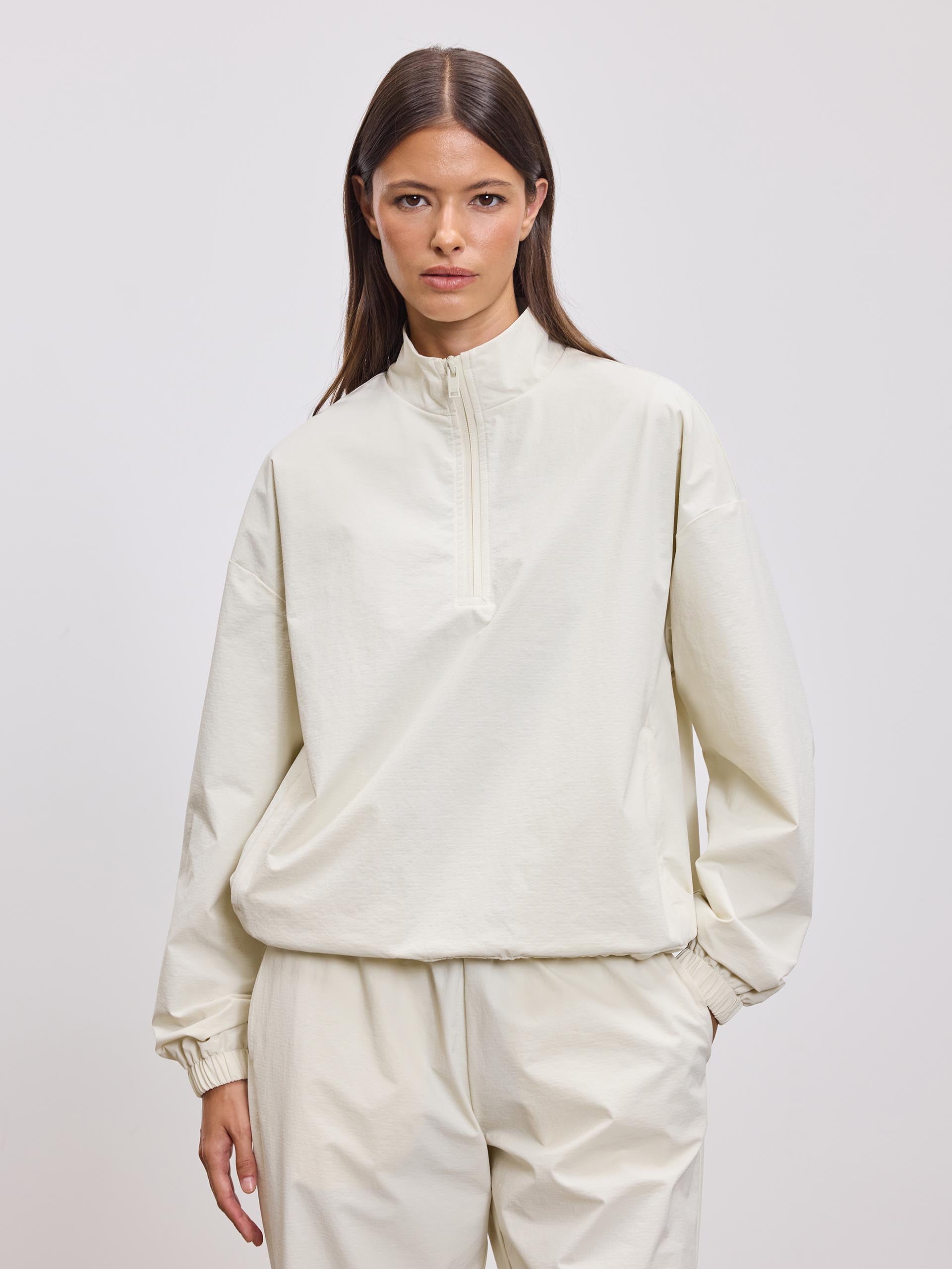 Womens Nylon 1/4 Zip in Ecru