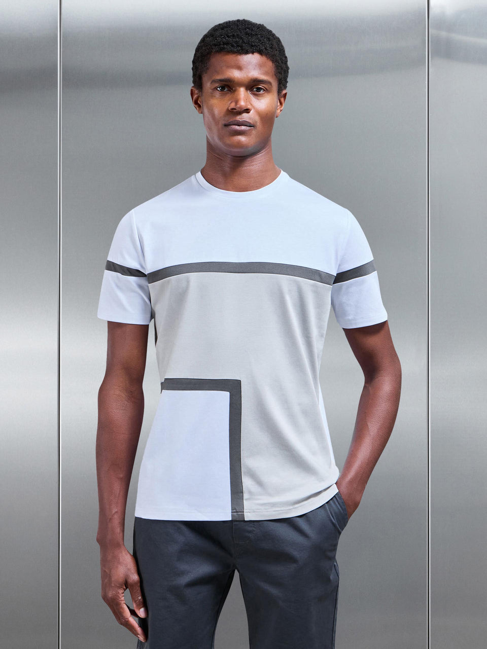 Oden Mercerised Colour Block T-Shirt in Mid Grey
