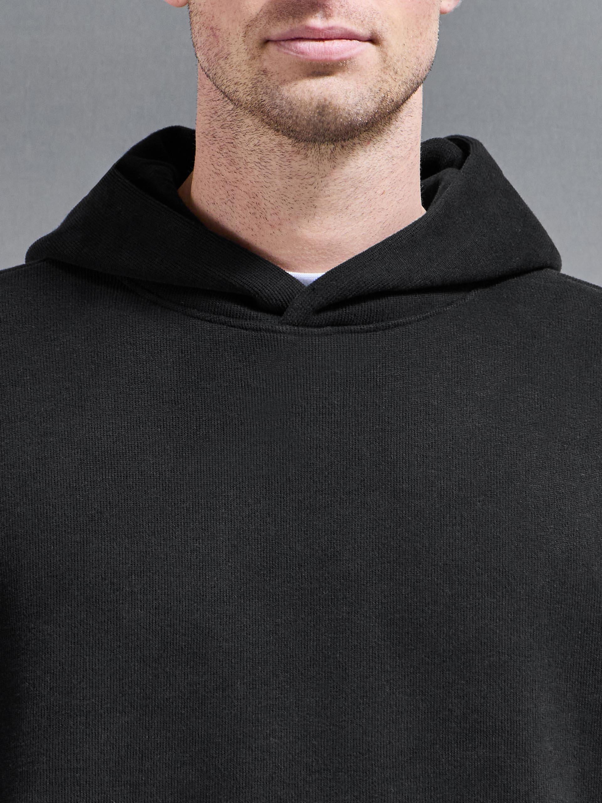 Oversized Hoodie in Black