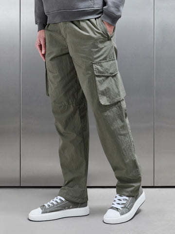 Parachute Cargo Pant in Olive