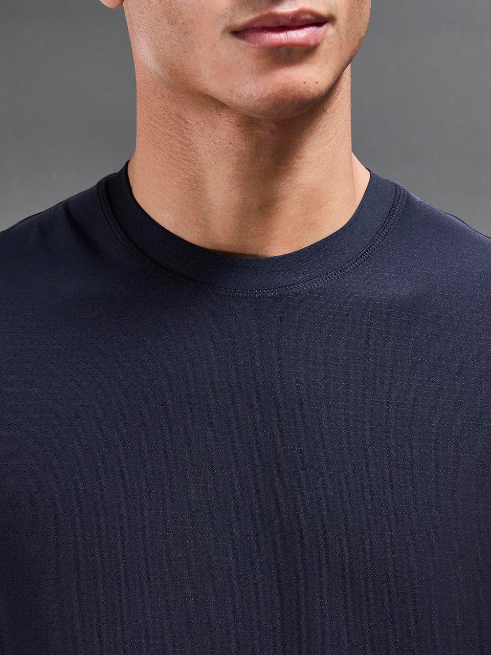 Performance T-Shirt in Navy