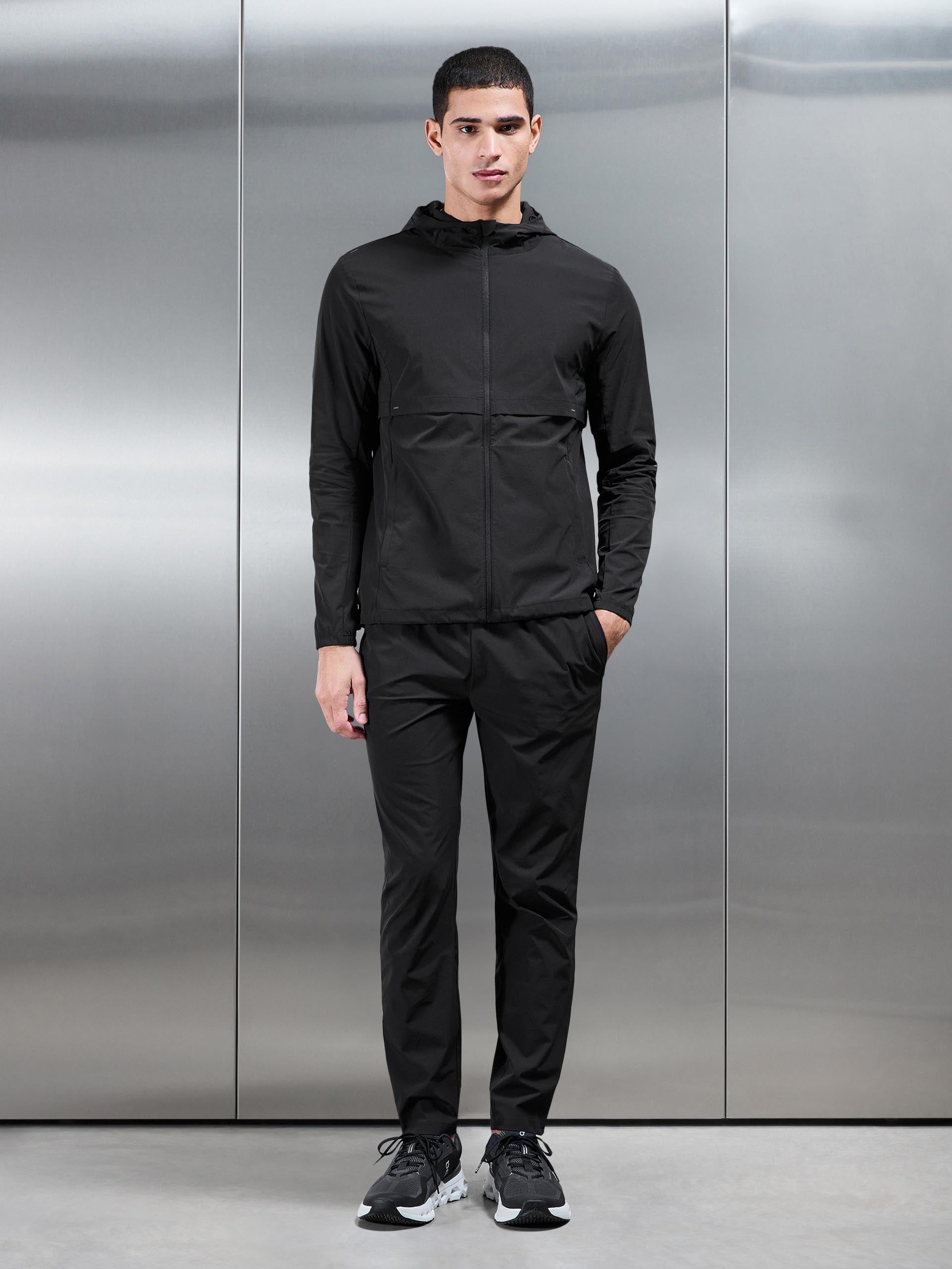 Performance Windbreaker in Black