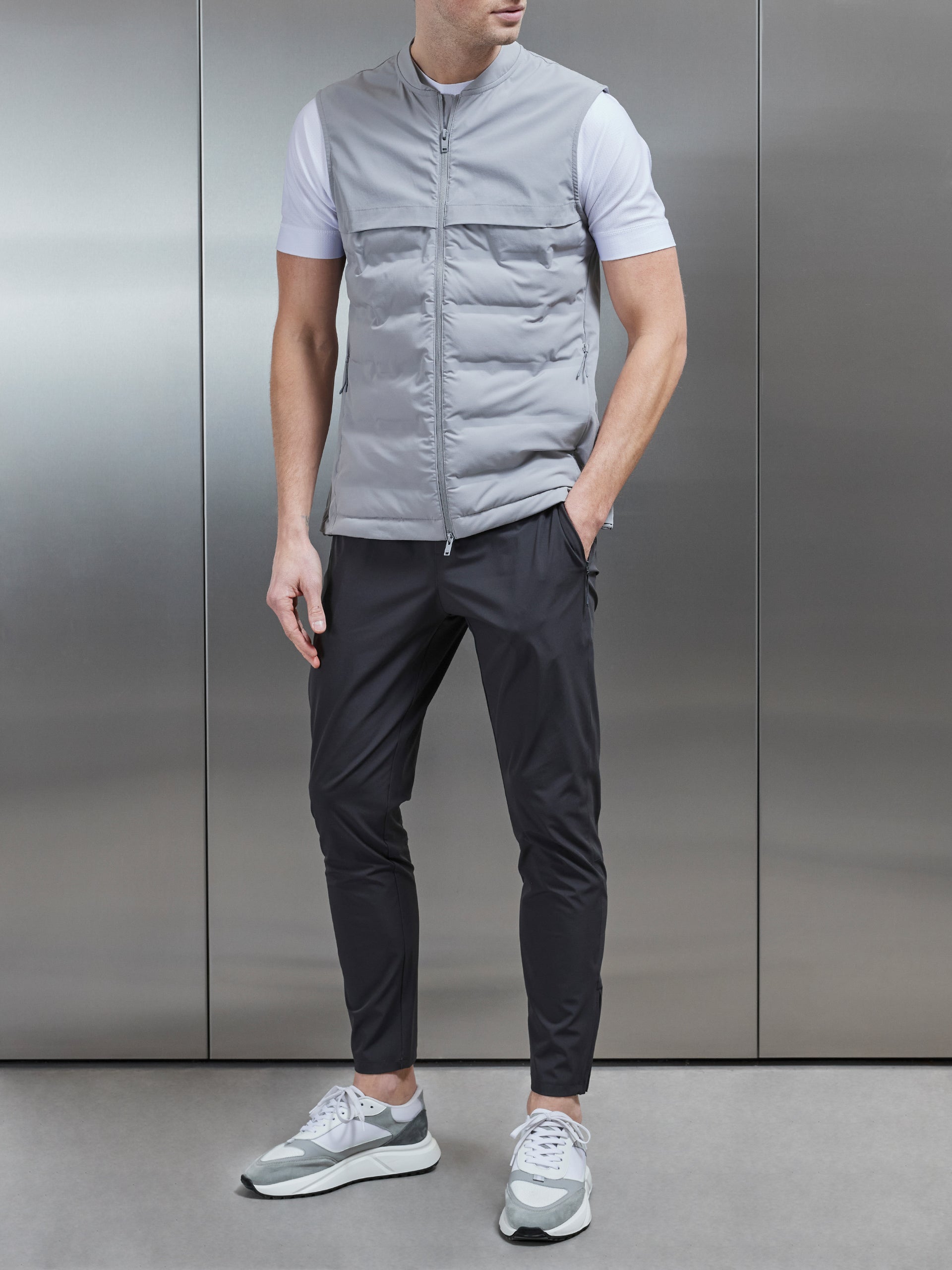 Performance Gilet in Mid Grey