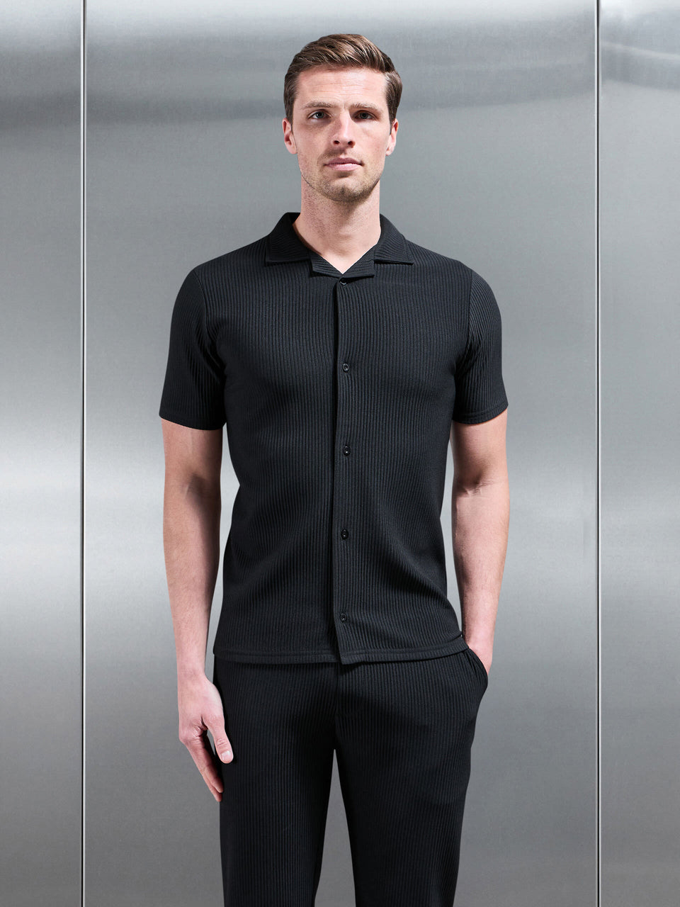 Pleated Revere Collar Shirt in Black