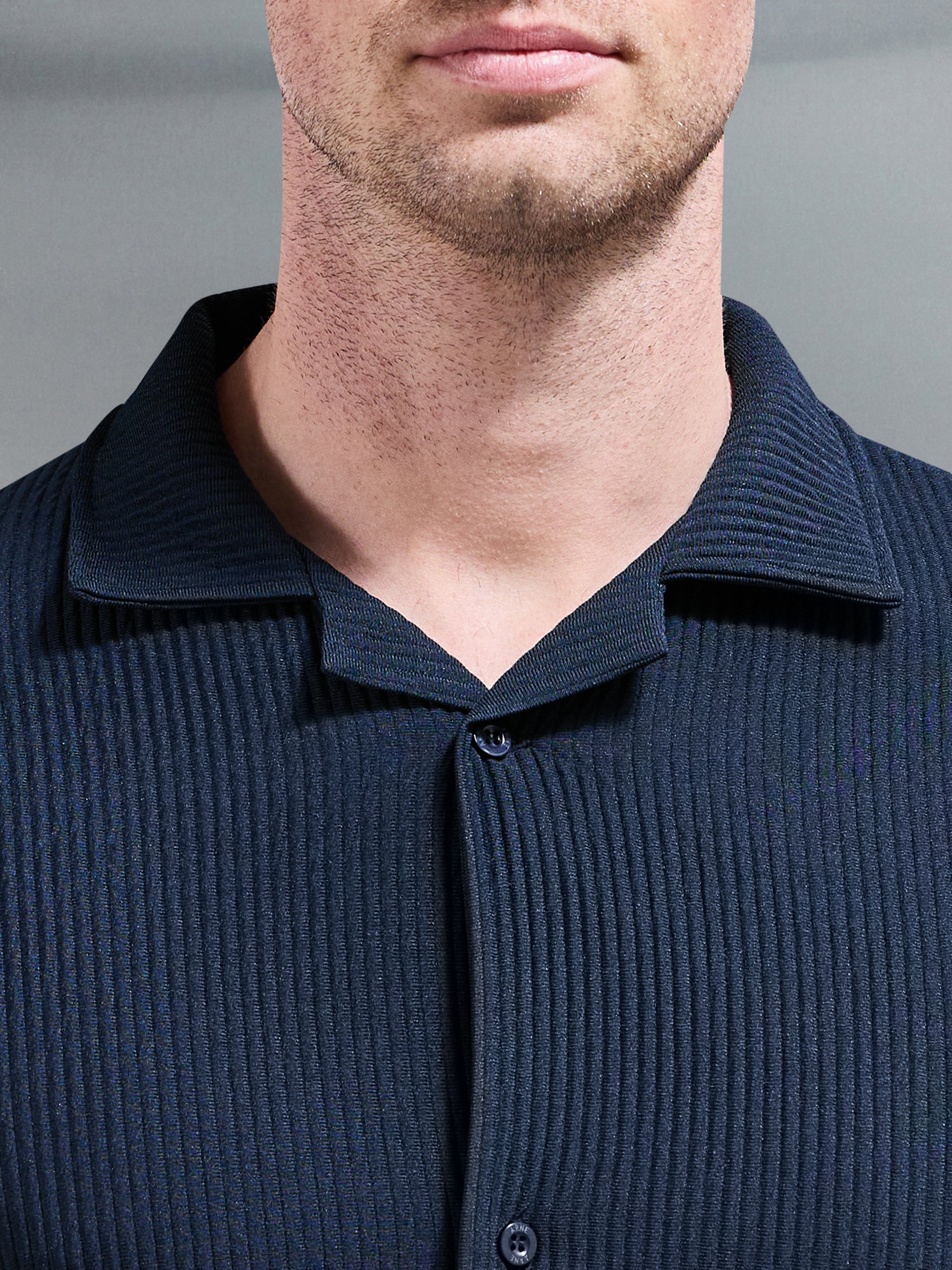 Pleated Revere Collar Shirt in Navy