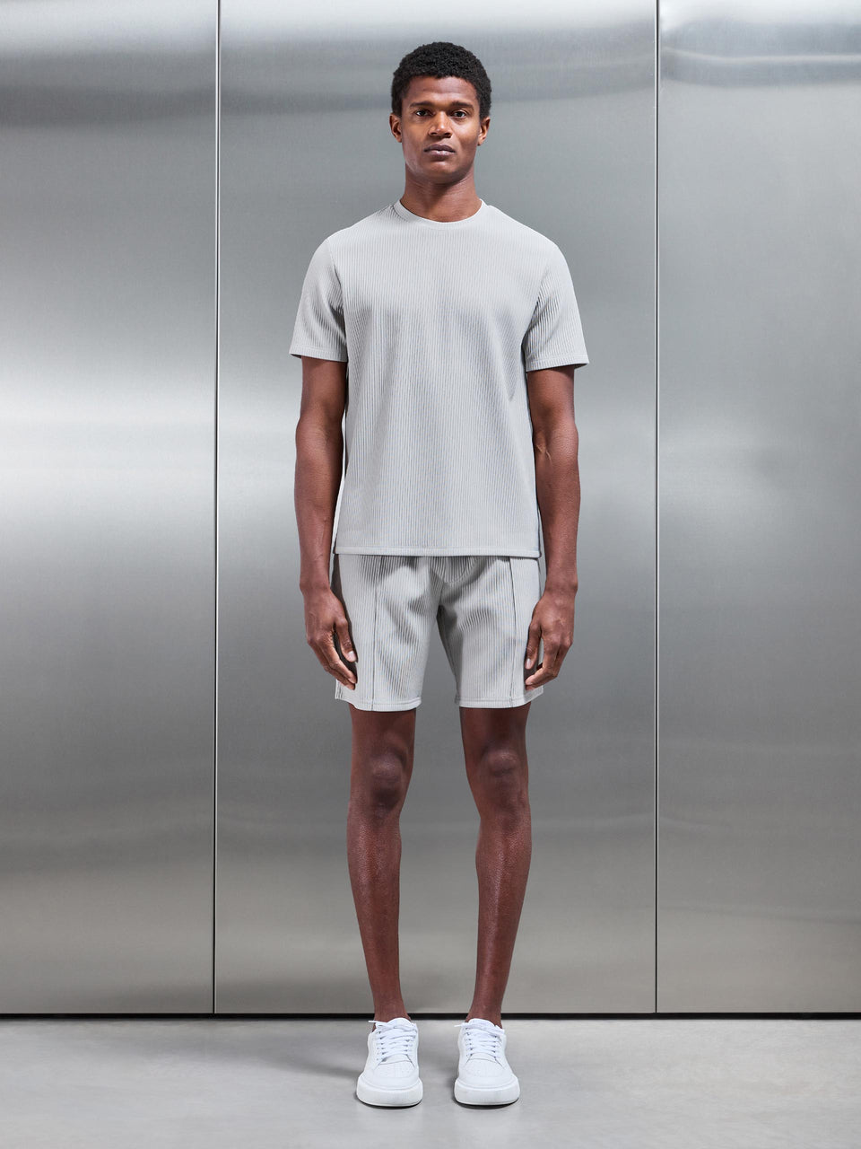 Pleated Short in Stone