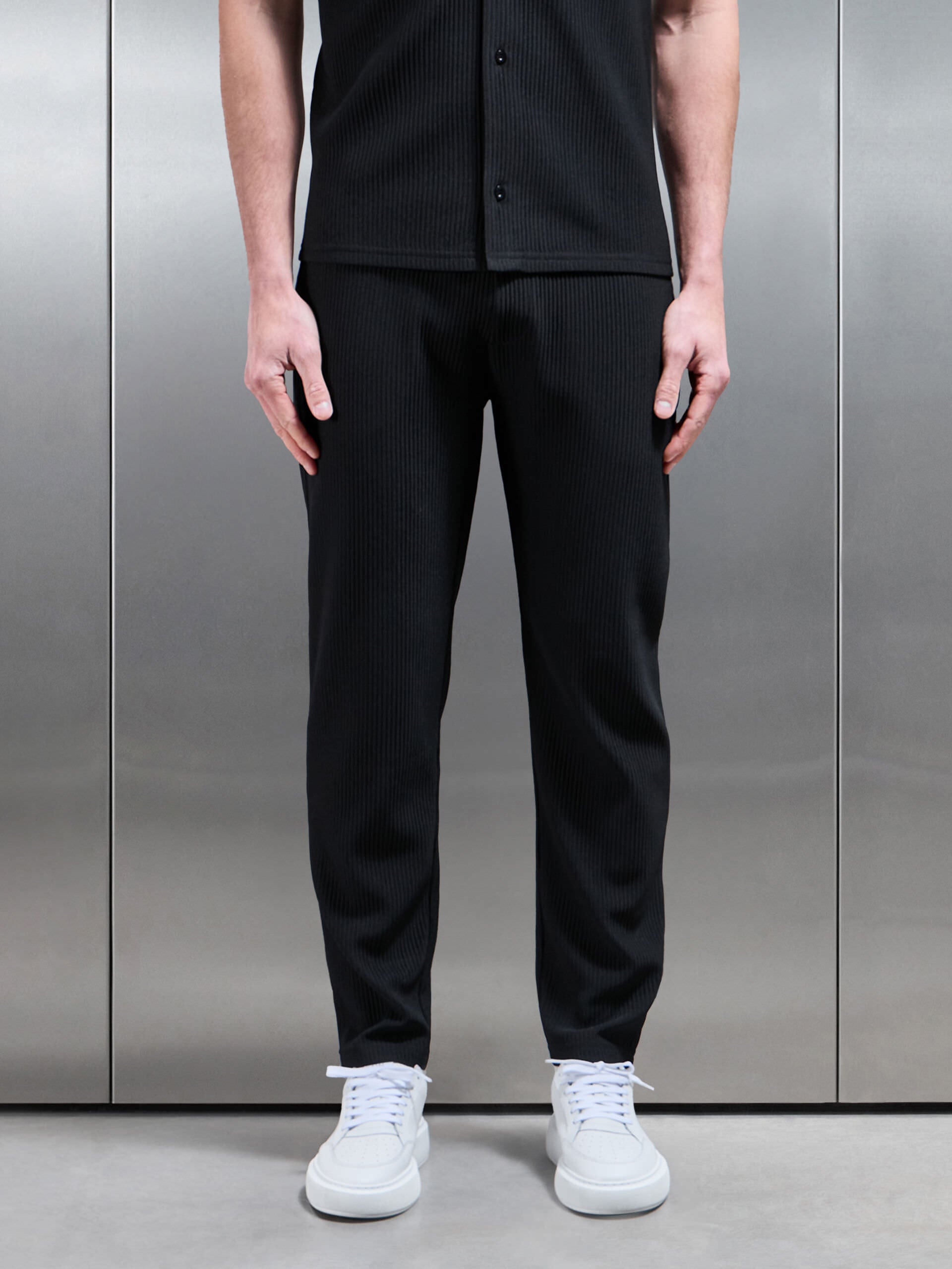 Pleated Trouser in Black