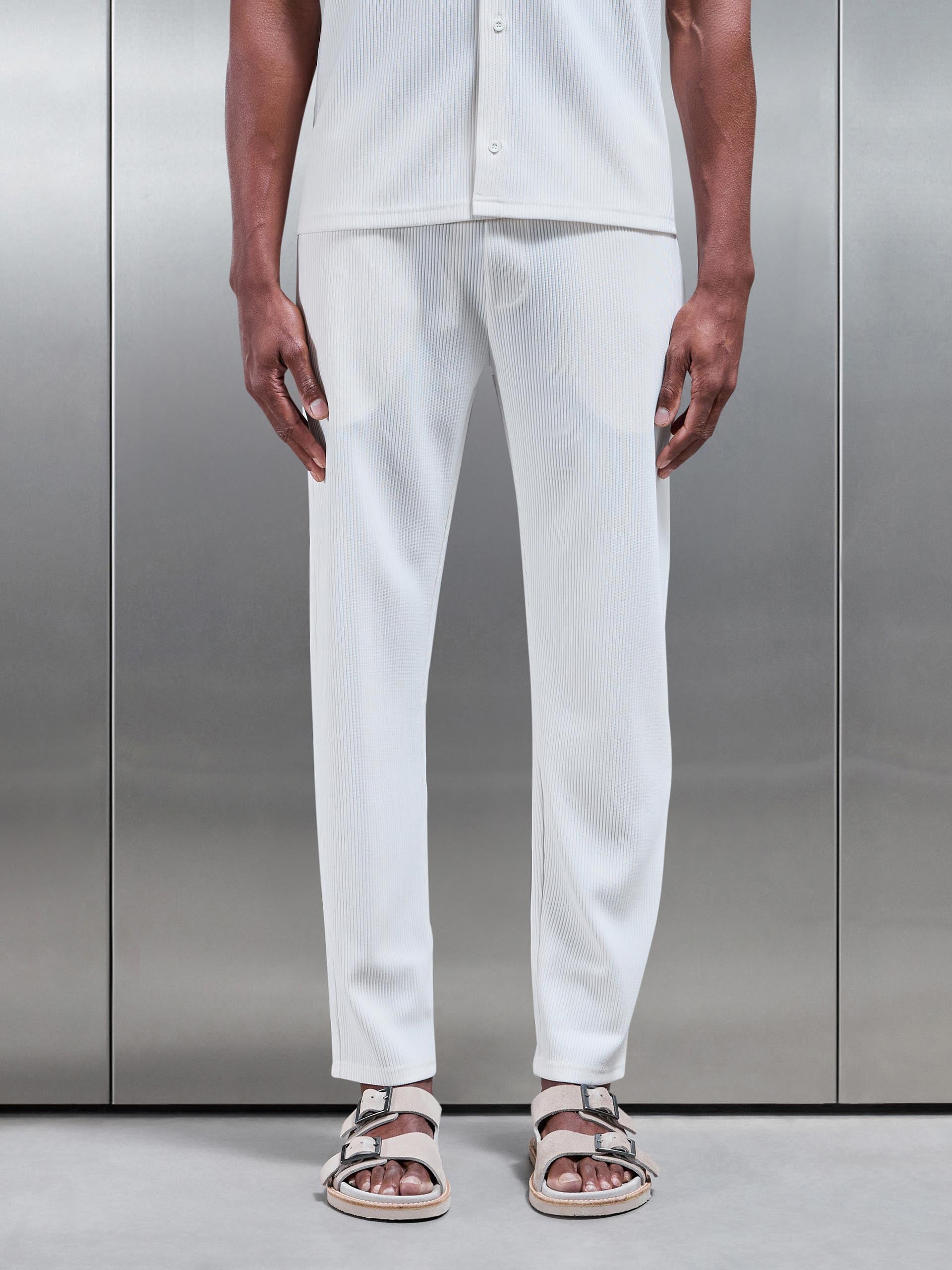 Pleated Trouser in Ecru