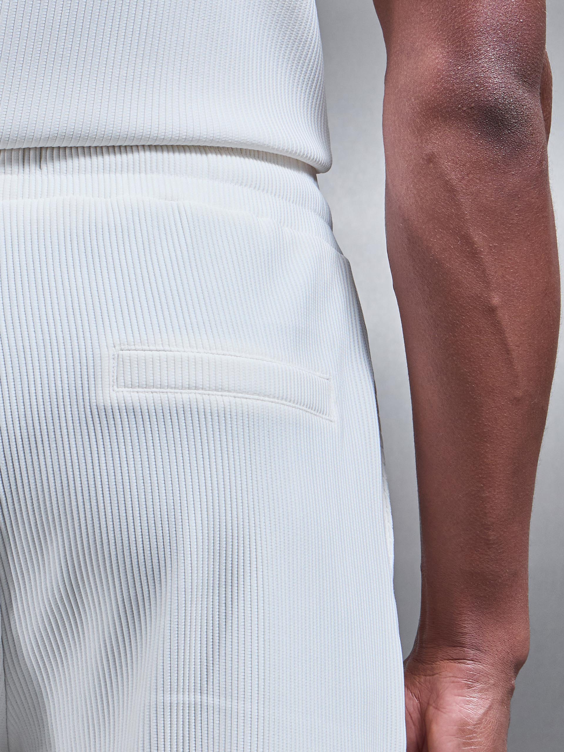 Pleated Trouser in Ecru