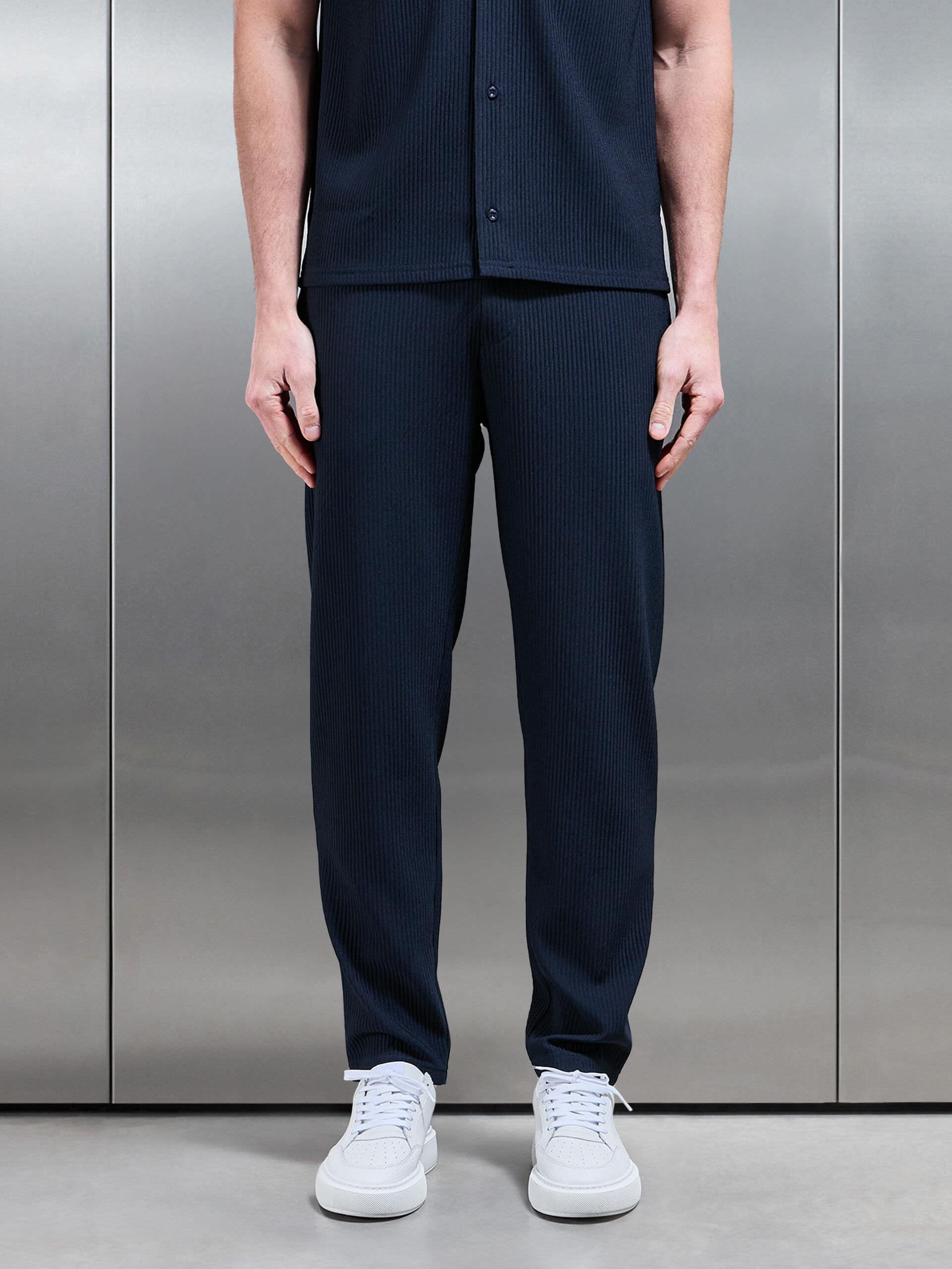Pleated Trouser in Navy