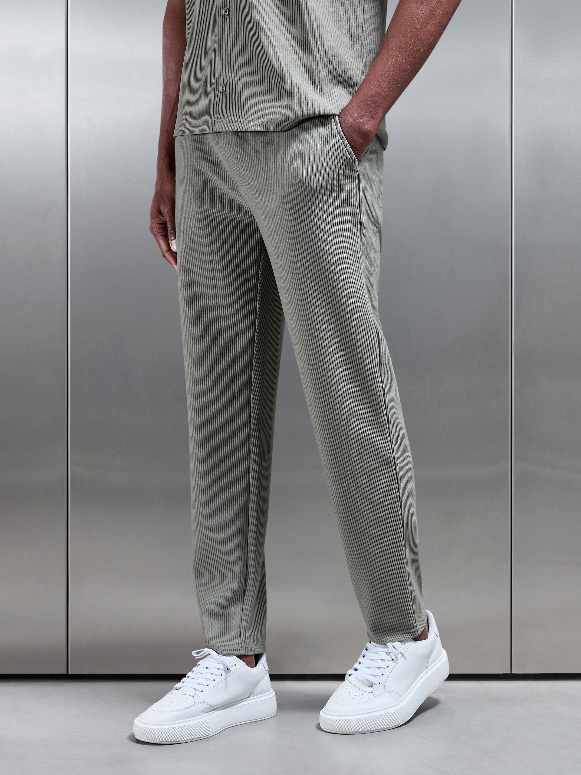 Pleated Trouser in Sage