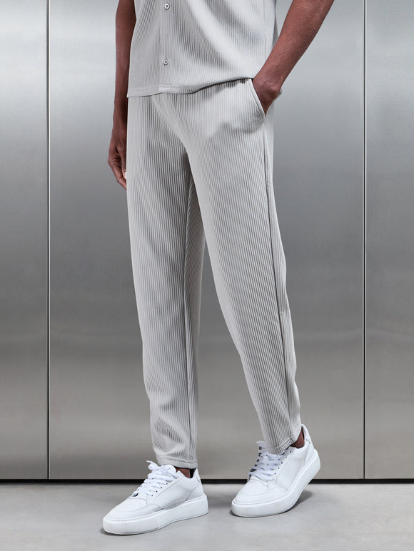 Pleated Trouser in Stone