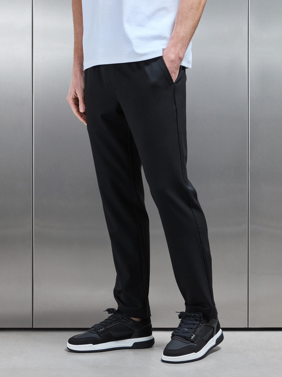 Essential Drawstring Relaxed Trouser in Black