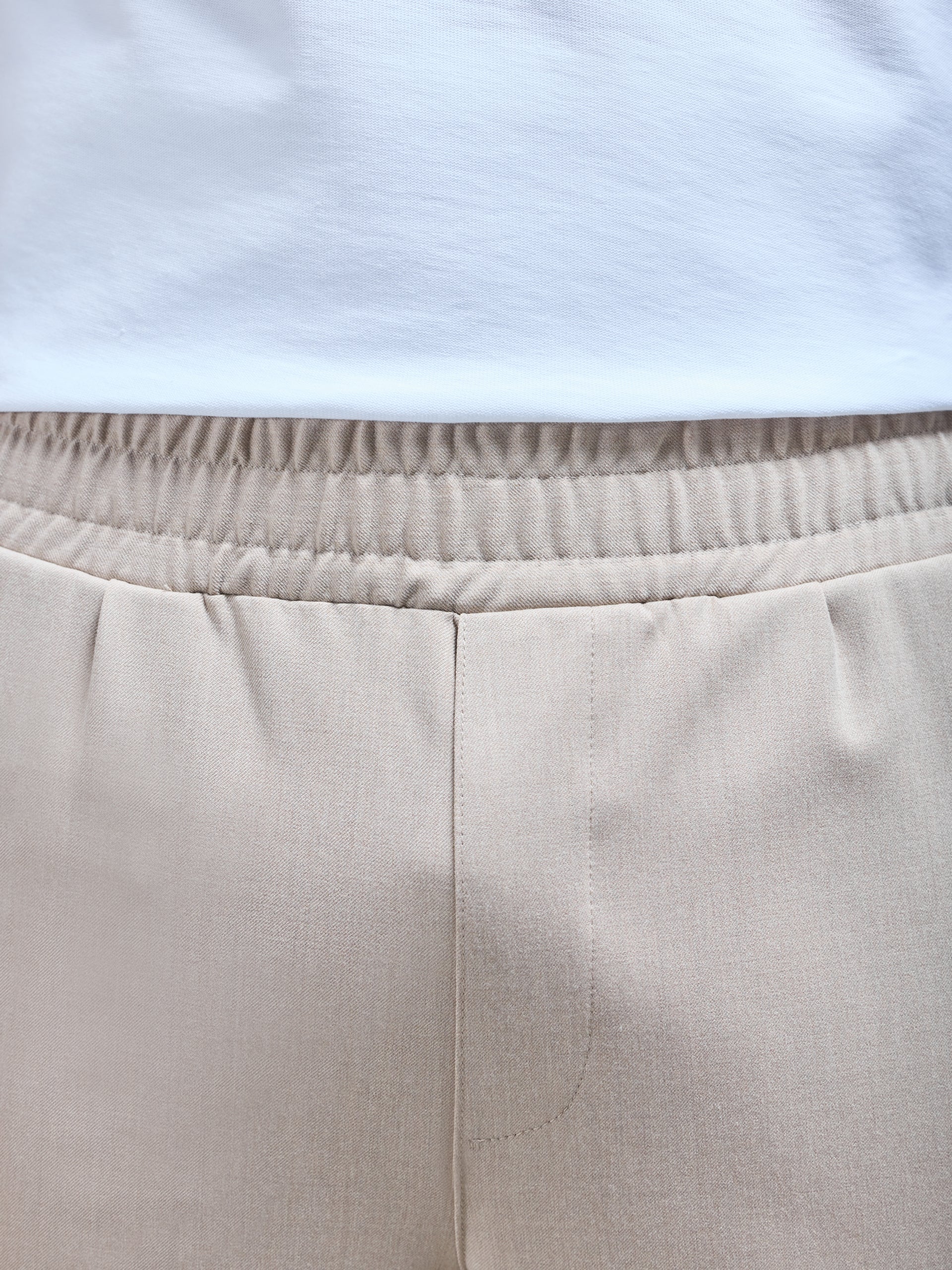 Essential Drawstring Relaxed Trouser in Stone