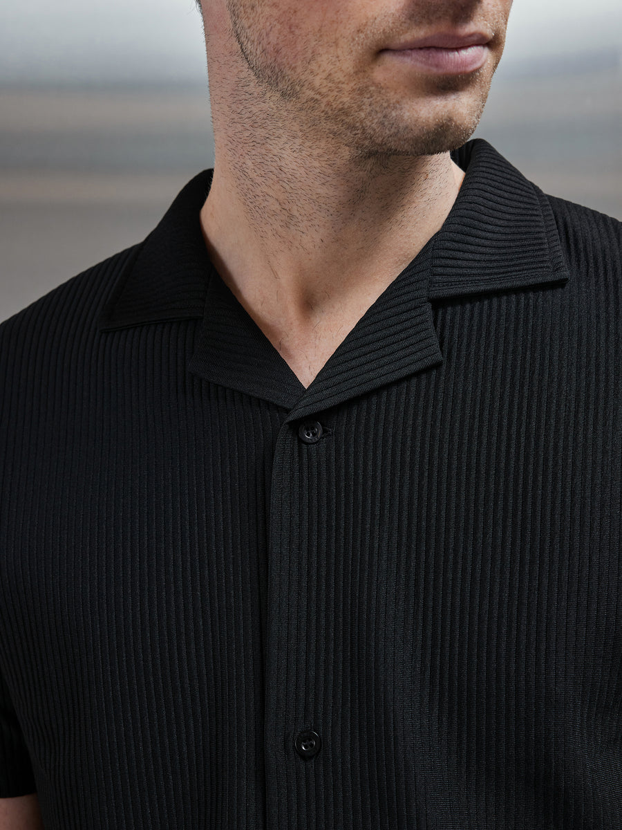 Pleated Revere Collar Shirt in Black