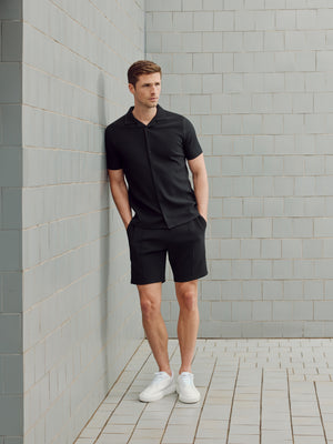 Pleated Short in Black