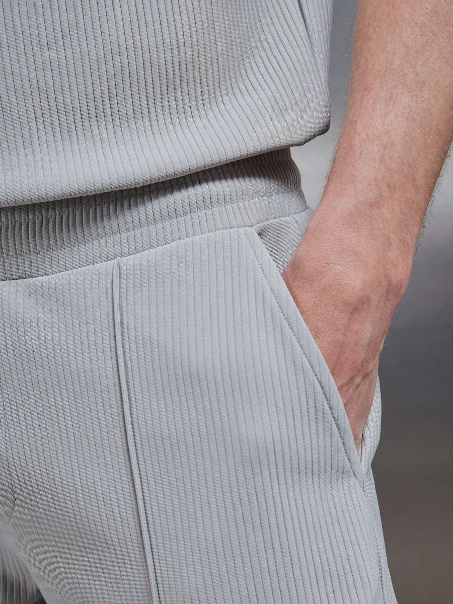 Pleated Short in Stone