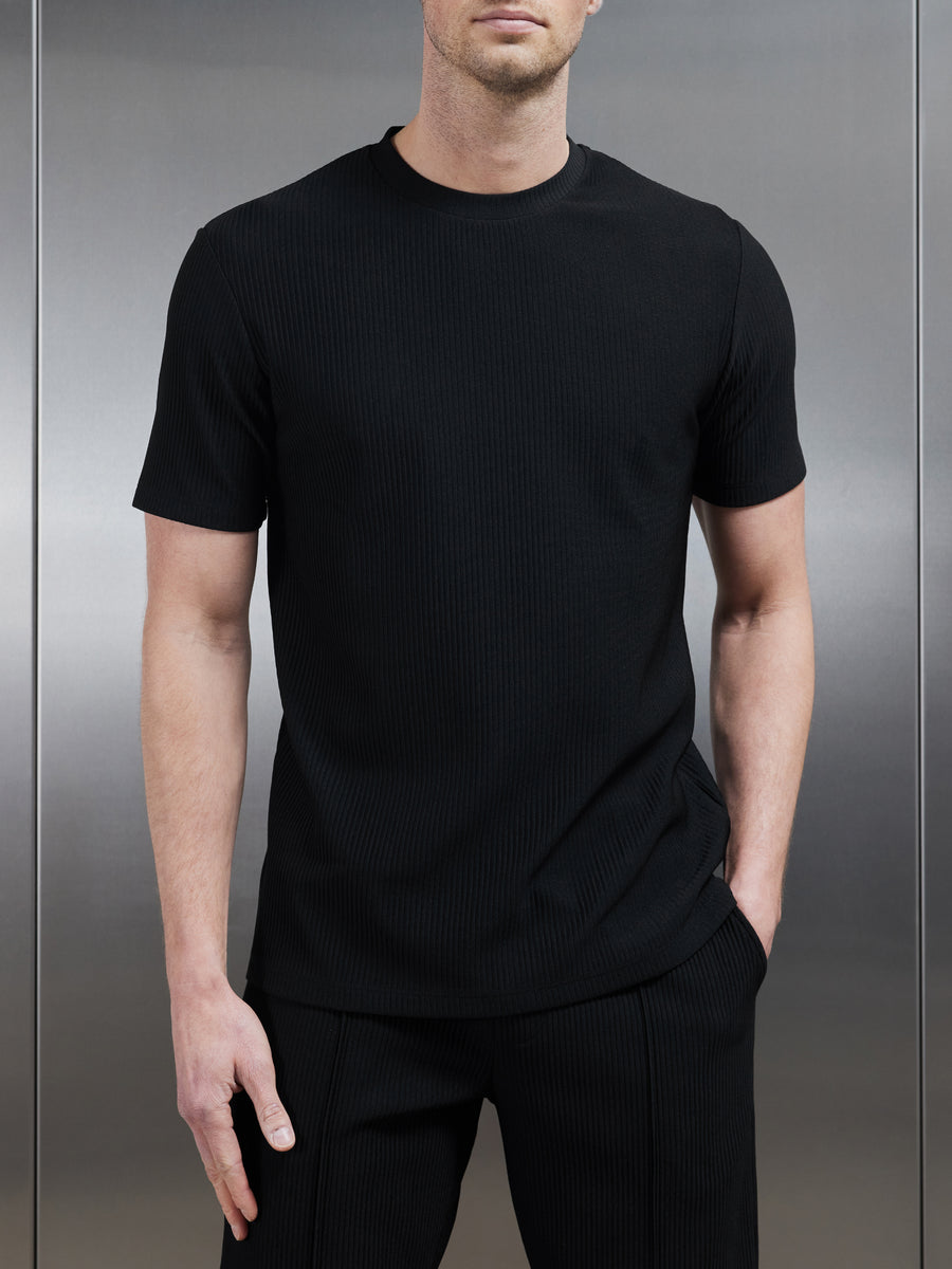 Pleated T-Shirt in Black