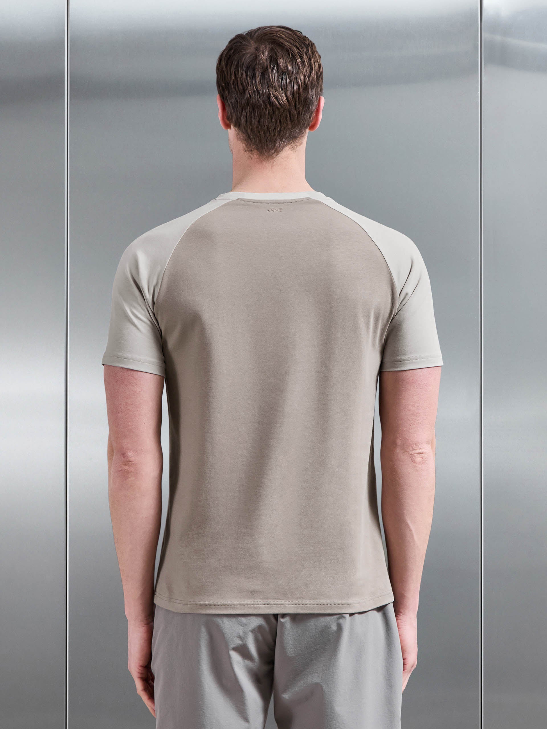 Raglan Slim Fit Stretch Cotton T-Shirt in Taupe Stone