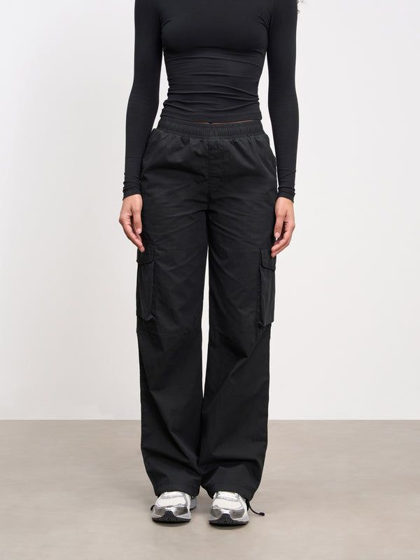 Womens Parachute Cargo Pant in Black