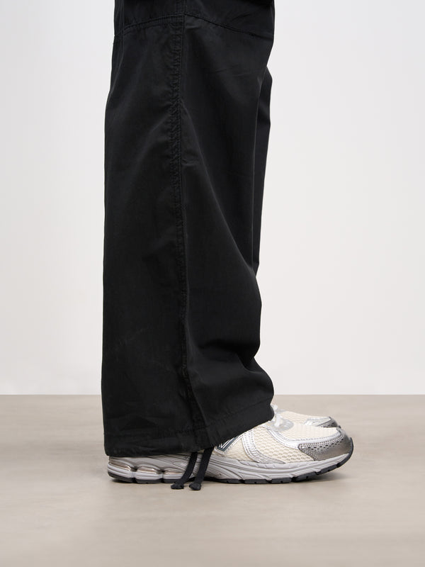 Womens Parachute Cargo Pant in Black