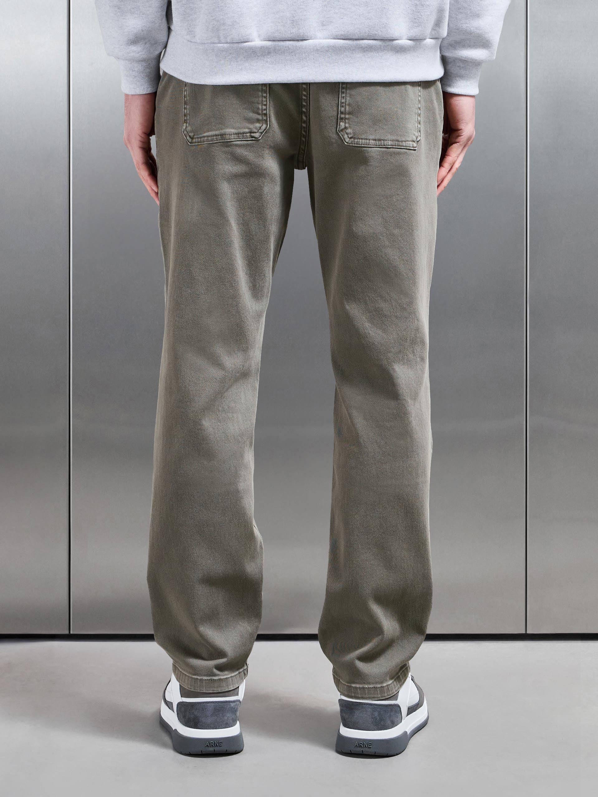 Relaxed Cotton Twill Trouser in Dark Olive