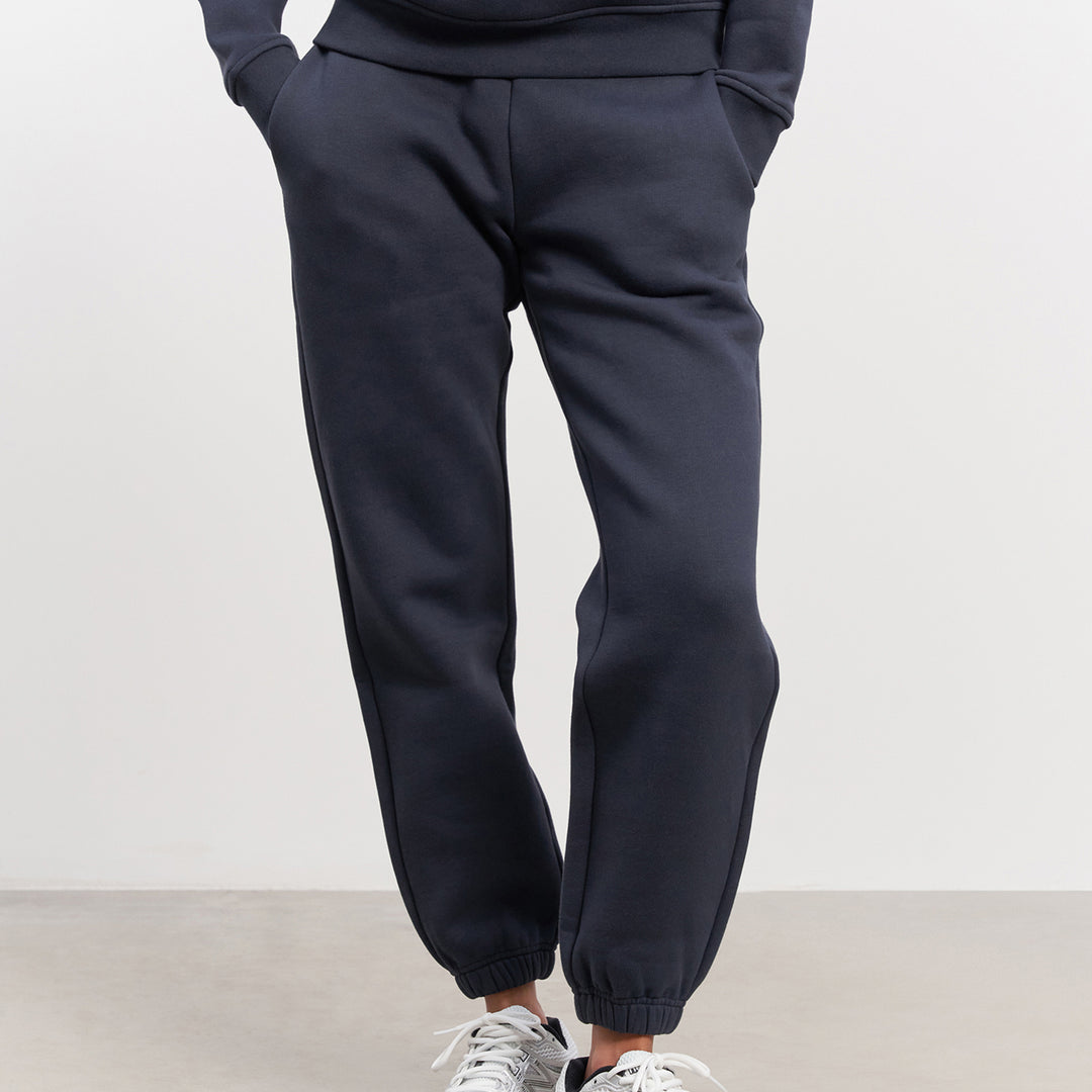 Womens Relaxed Cuffed Jogger in Slate Blue