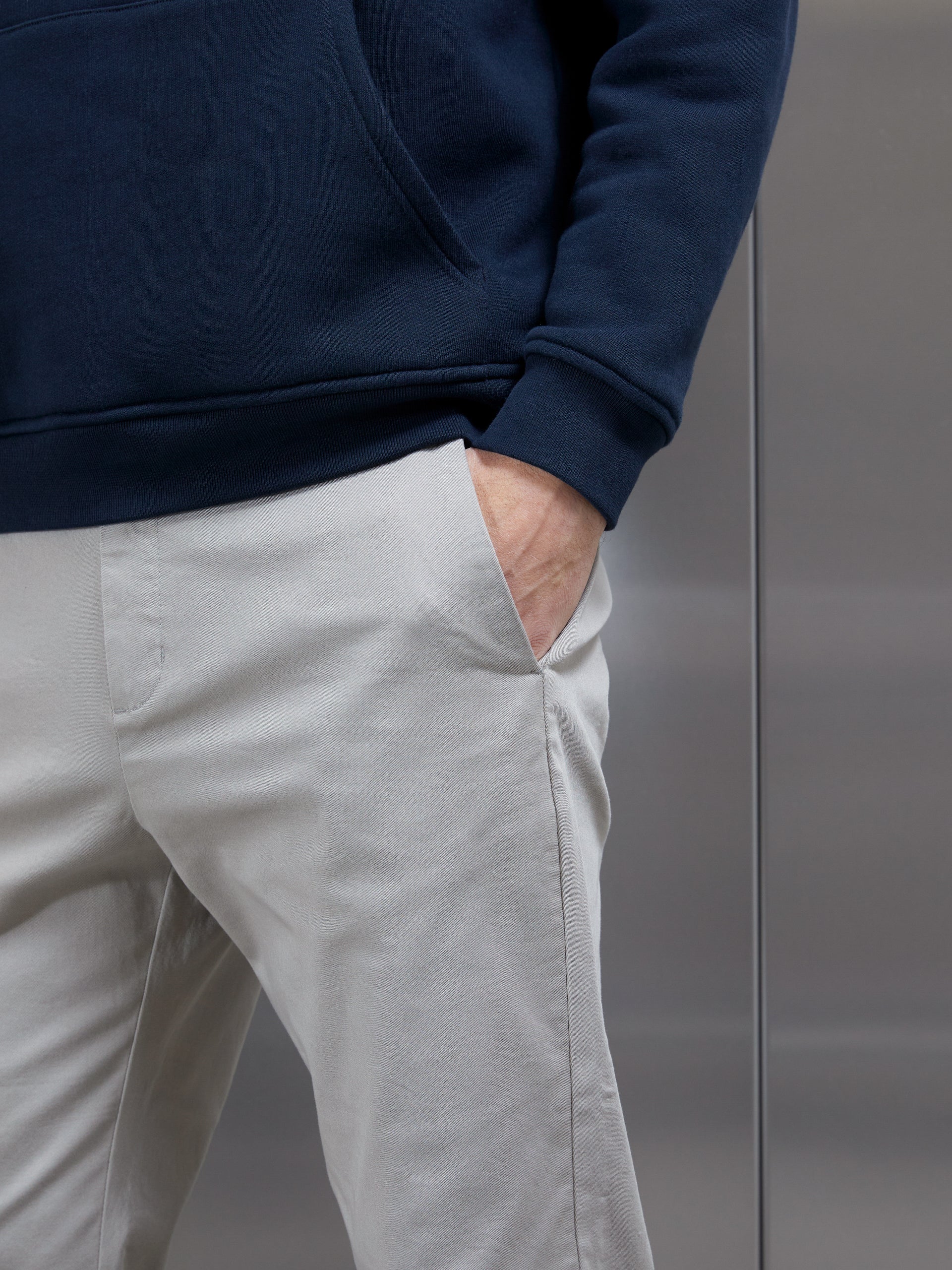 Relaxed fit 2024 chino pants