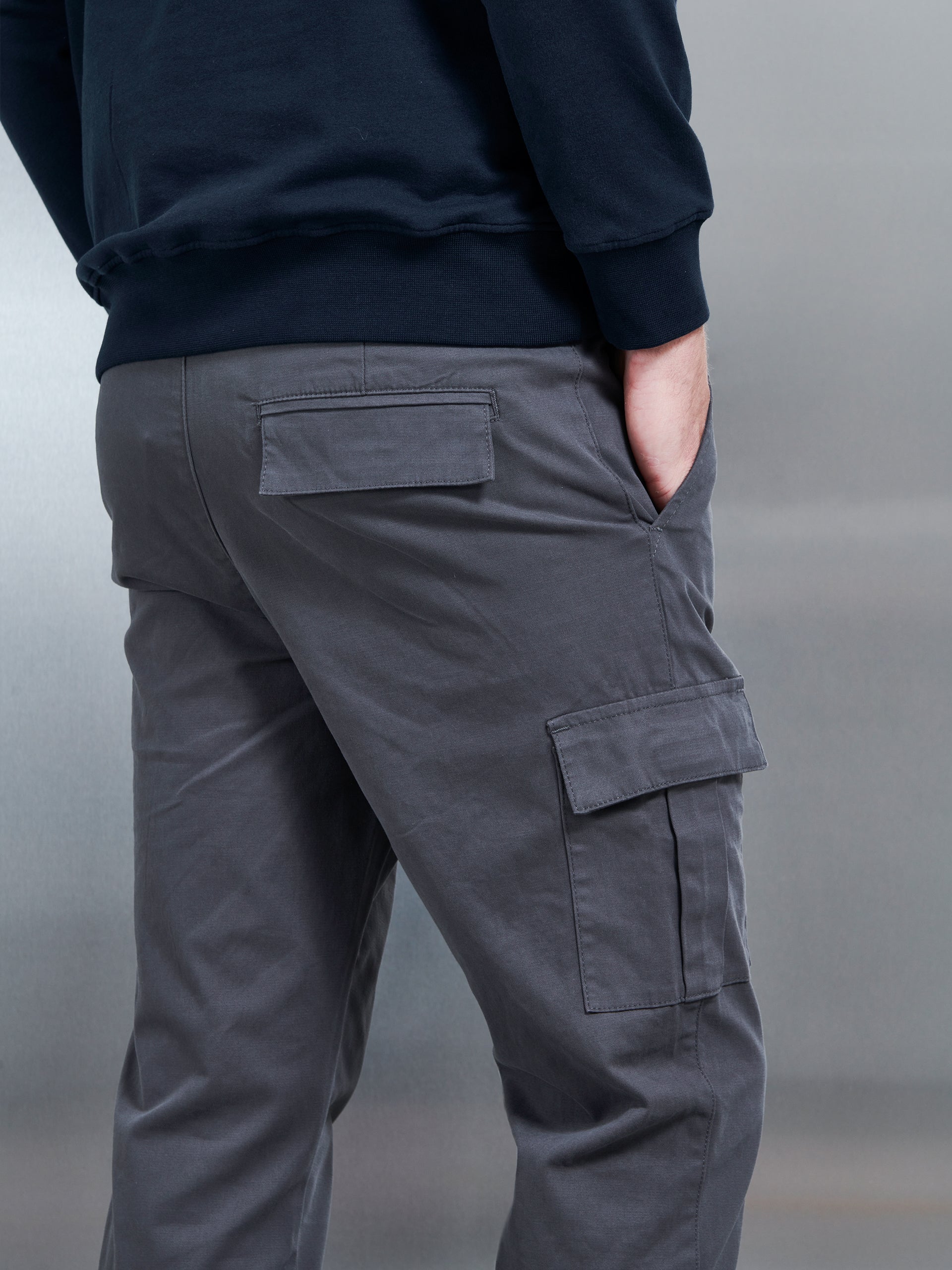 Cargo pants out of on sale style